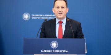Κλείνουν τα σύνορα στην Κρυσταλλοπηγή, περισσότερα τα τεστ για κορονοϊό