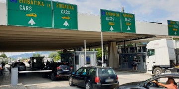 Κλείνουν τα χερσαία σύνορα τη νύχτα, πλην του Προμαχώνα