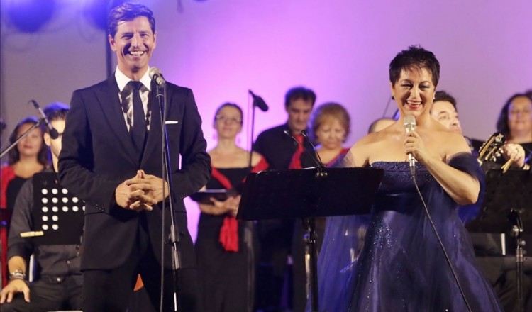 Ο Ρουβάς συναντά τη Σόνια Θεοδωρίδου στο Ηρώδειο – Μια αναπάντεχη συνύπαρξη