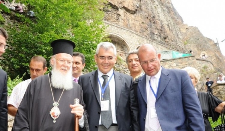 Χαρακόπουλος: Αυτοψία από ξένους εμπειρογνώμονες και αποκατάσταση αγιογραφιών στην Παναγία Σουμελά