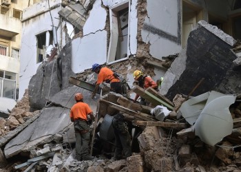 Ίχνη ζωής σε χαλάσματα στη Βηρυτό, έναν μήνα μετά τη φονική έκρηξη!