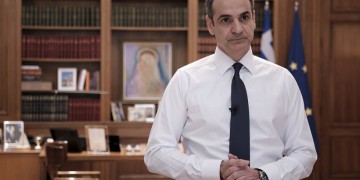 Νέα μέτρα για τον κορονοϊό – Ποια καταστήματα κλείνουν, τι θα γίνει με τα σχολεία (βίντεο)