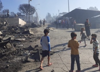 Αντώνης Λιάκος : Κι εγώ φωτιά θα έβαζα στη Μόρια