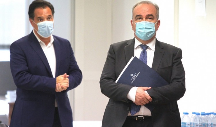 Σε καραντίνα Άδωνις Γεωργιάδης και Νίκος Παπαθάνασης