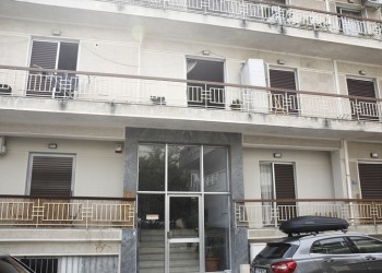 Γιάφκα στο Κουκάκι: Τα ευρήματα της Αντιτρομοκρατικής (φωτο)