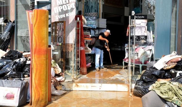 Λάσπες και απόγνωση στην Καρδίτσα, μία εβδομάδα μετά τον «Ιανό»
