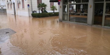 Ζημιές από τον «Ιανό» σε περισσότερα από 3.000 κτήρια διαπίστωσαν μηχανικοί του υπουργείο Υποδομών