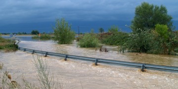 Βιβλικές καταστροφές από την κακοκαιρία «Ιανός» – Δύο νεκροί, έρευνες για τους αγνοούμενους