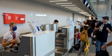 Ολλανδία: Σε καραντίνα όσοι επιστρέφουν από τα ελληνικά νησιά