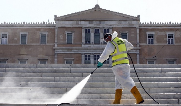 Νέα μέτρα για την ανάσχεση της πανδημίας του κορονοϊού στην Αττική – Τηλεργασία για το 40% των εργαζομένων
