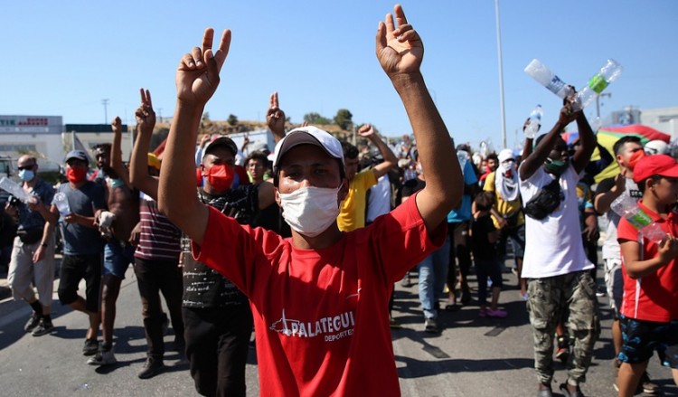 Μυτιλήνη: Διαμαρτυρία προσφύγων και μεταναστών