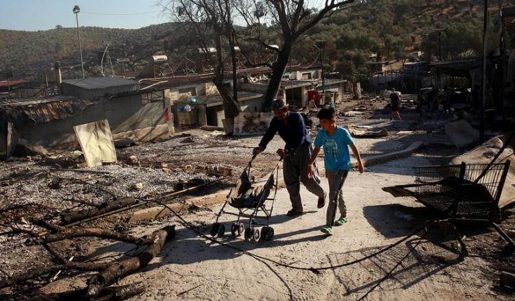 Δύο νέες φωτιές στο ΚΥΤ της Μόριας