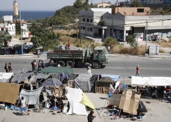 Μυτιλήνη: Μόλις 1.200 στη δομή του Καρά Τεπέ, χιλιάδες στους δρόμους