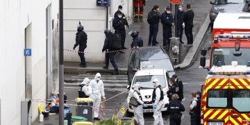 Επίθεση στο Παρίσι: Έρευνα για τρομοκρατία, πληροφορίες για δύο συλλήψεις (βίντεο)