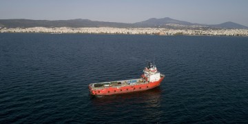 Αποστολή καθαρισμού στον Θερμαϊκό από το πλοίο «Typhoon» του Ιδρύματος Αθ. Κ. Λασκαρίδη