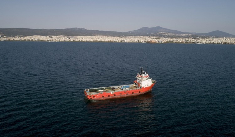 Αποστολή καθαρισμού στον Θερμαϊκό από το πλοίο «Typhoon» του Ιδρύματος Αθ. Κ. Λασκαρίδη