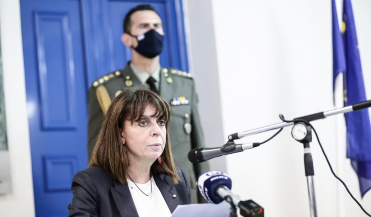 Καστελόριζο: Η Κατερίνα Σακελλαροπούλου στον αγιασμό για τη νέα σχολική χρονιά