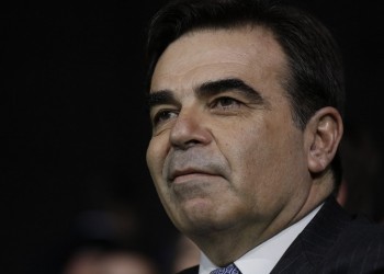Στη Λέσβο ο Μαργαρίτης Σχοινάς – Ολοκληρωτική καταστροφή στο ΚΥΤ της Μόριας