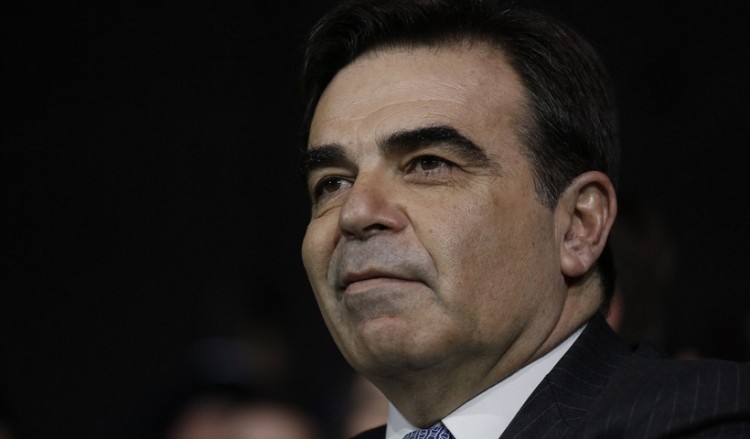 Στη Λέσβο ο Μαργαρίτης Σχοινάς – Ολοκληρωτική καταστροφή στο ΚΥΤ της Μόριας