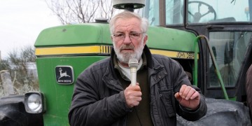 Πέθανε ο Βαγγέλης Μπούτας, μια εμβληματική μορφή για το αγροτικό κίνημα