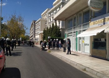 Τελικός Κυπέλλου ΑΕΚ-Ολυμπιακός με ισχυρές αστυνομικές δυνάμεις στον Βόλο