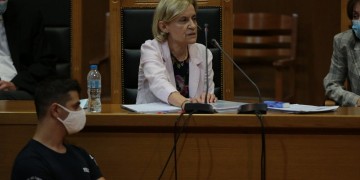 Δίκη Χρυσής Αυγής: Πρόταση για κανένα ελαφρυντικό στους ένοχους για διεύθυνση εγκληματικής οργάνωσης