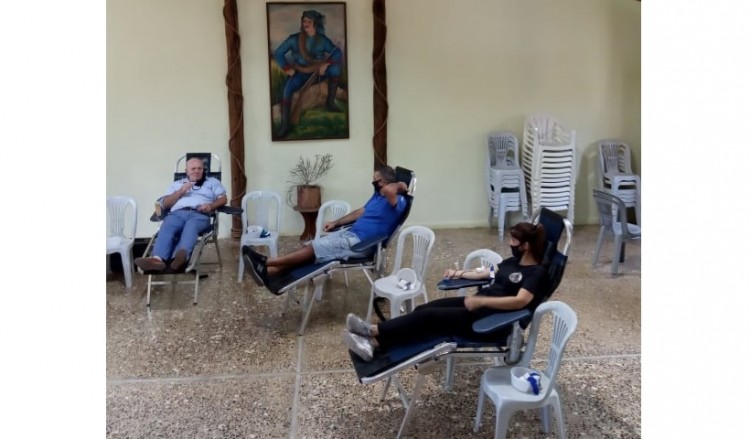 «Ακρίτες» Σταυρούπολης: 38 «φιάλες αγάπης» στην 60ή αιμοδοσία του ποντιακού συλλόγου