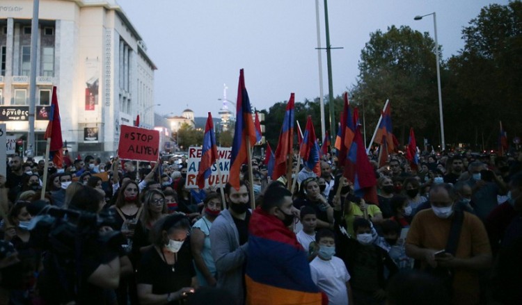 Μηχανοκίνητη πορεία διαμαρτυρίας Αρμενίων στη Θεσσαλονίκη