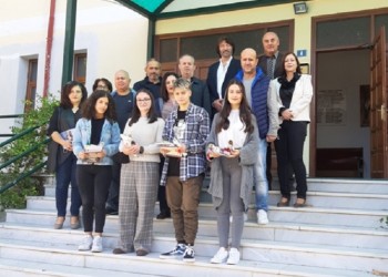 Εύξεινος Λέσχη Φλώρινας: Υποτροφίες «Νίκος Καπετανίδης» σε αριστούχους μαθητές για το 2019-2020