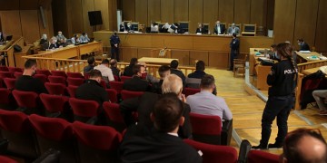 Δίκης Χρυσής Αυγής: Ποιοι παραδόθηκαν ως τώρα – Η διαδικασία για τη φυλάκιση