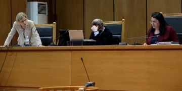 Συνέχεια στη δίκη της Χρυσής Αυγής μετά την παρέμβαση της προέδρου