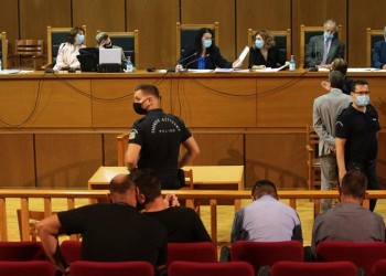 Η δίκη της Χρυσής Αυγής συνεχίζεται το πρωί της Παρασκευής