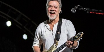 Πέθανε ο ρόκερ Έντι Βαν Χάλεν (βίντεο)