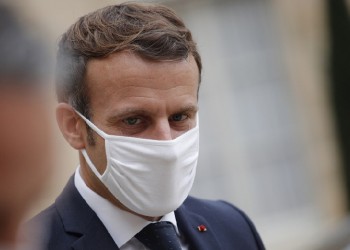 Σε καραντίνα η Γαλλία μέχρι την 1η Δεκεμβρίου – Κλειστά μπαρ και εστιατόρια, ανοιχτά τα σχολεία (βίντεο)