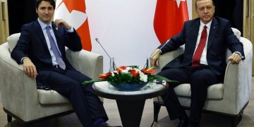 Ο Ερντογάν γκρίνιαξε στον Τριντό γιατί ο Καναδάς σταμάτησε να πουλάει drone στην Τουρκία λόγω Ναγκόρνο Καραμπάχ