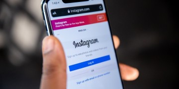 «Ψάρευαν» ανήλικες μέσω Instagram, τις εκβίαζαν με τις γυμνές τους φωτογραφίες