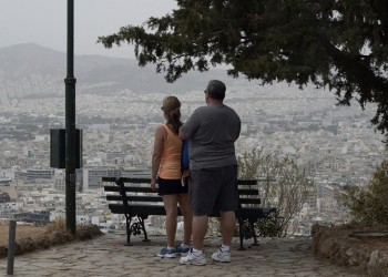 Καιρός: Τρίτη με ζέστη, νοτιάδες και σκόνη