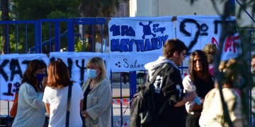 Κρούσματα κορονοϊού σε 148 σχολεία – Καταλήψεις και νέο συλλαλητήριο μαθητών