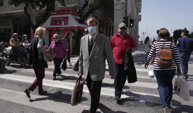 Η Αττική πέρασε ξανά τη Θεσσαλονίκη σε κρούσματα – Πόσες κλίνες ΜΕΘ είναι διαθέσιμες