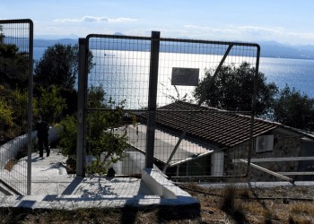 Σοκ από το διπλό φονικό στο Λουτράκι – Ερωτικό τρίγωνο «βλέπουν» οι Αρχές