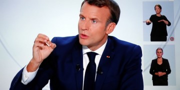 Μίνι lockdown στη Γαλλία ανακοίνωσε ο Μακρόν για τον περιορισμό της πανδημίας