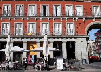 Η Μαδρίτη η πρώτη ευρωπαϊκή πρωτεύουσα που επιστρέφει στο lockdown