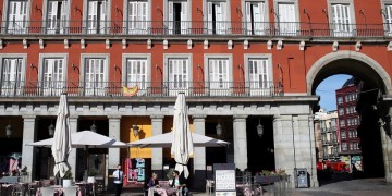 Η Μαδρίτη η πρώτη ευρωπαϊκή πρωτεύουσα που επιστρέφει στο lockdown