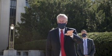 Προσωπάρχης Λευκού Οίκου: Ο πρόεδρος Τραμπ είναι πολύ καλά