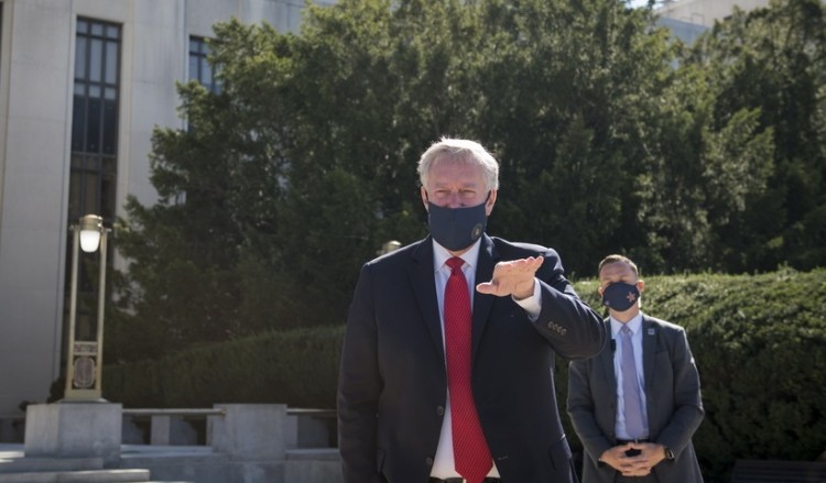 Προσωπάρχης Λευκού Οίκου: Ο πρόεδρος Τραμπ είναι πολύ καλά