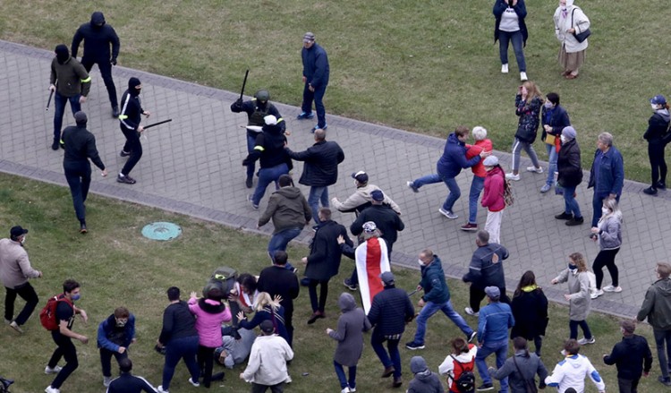 ΕΕ-Λευκορωσία: Πολιτική συμφωνία για την επιβολή κυρώσεων κατά του Λουκασένκο