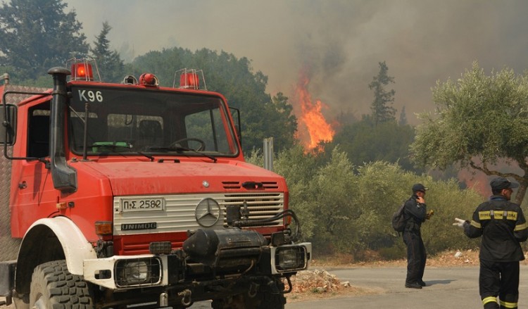 Οριοθετήθηκε η μεγάλη πυρκαγιά στη Ζάκυνθο