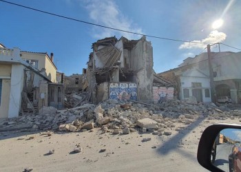 Σεισμός στη Σάμο: Νεκροί δύο μαθητές που καταπλακώθηκαν από τοίχο