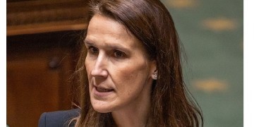 Βέλγιο: Σε απομόνωση η ΥΠΕΞ Σοφί Βιλμές