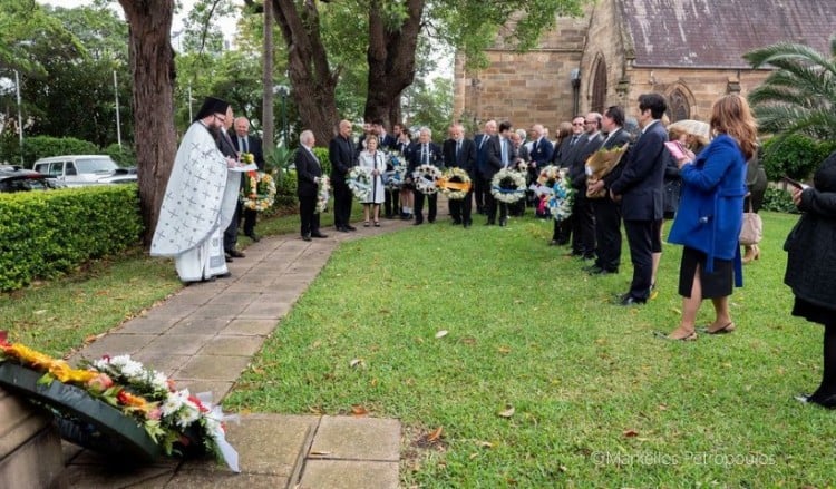 Στο Σίδνεϊ οι Έλληνες τίμησαν 28η Οκτωβρίου, παρά τα περιοριστικά μέτρα (φωτο)
